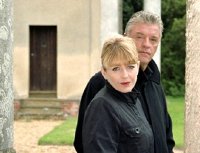 Derek Acorah & Yvette Fielding in 'Most Haunted'