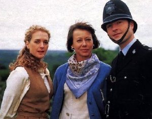 Jenny Agutter with Juliette Gruber and Nick Berry in 'Heartbeat'