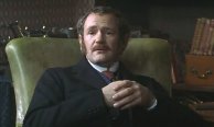 Alexander Armstrong as Turnavine in 'Murder Rooms: Mysteries of the Real Sherlock Holmes'