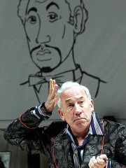 Simon Callow as Garry Essendine in 'Present Laughter'