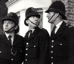 Kenneth Connor, Kenneth Williams and Leslie Phillips in Carry On Constable