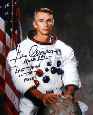 Gene Cernan signed photograph