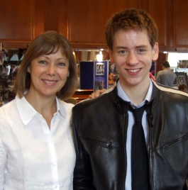 Ciaran Brown with Jenny Agutter at Autographica in October 2007