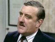 Bernard Cribbins as Mr Hutchinson in 'Fawlty Towers'