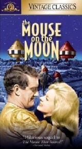 Bernard Cribbins & June Ritchie in 'The Mouse on the Moon'