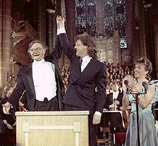 Carl Davis & Paul McCartney after the first performance of 'Liverpool Oratorio' in Liverpool Cathedral