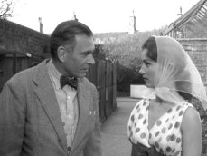 Shirley Anne Field & Sir Laurence Olivier in 'The Entertainer'