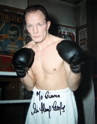 Sir Henry Cooper signed photograph