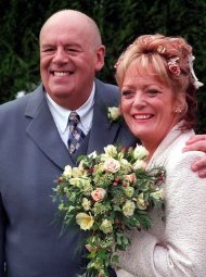 John Savident & Sherrie Hewson in 'Coronation Street' (1997)