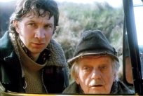 Richard Hope as Hubert and Bill Owen as Amos in the film 'Singleton's Pluck' (1985)