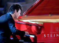 Lang Lang performs in New York with his red Steinway piano