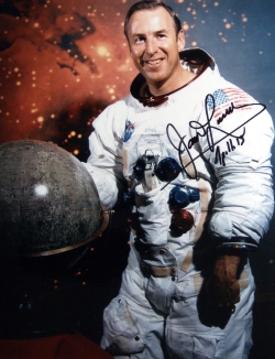 Jim Lovell signed photograph
