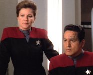 Kate Mulgrew & Robert Beltran in 'Star Trek: Voyager'