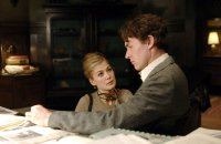 Rosamund Pike & Stephen Dillane in 'Fugitive Pieces'