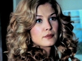 Rosamund Pike as Maggie in 'Surrogates'