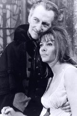 Peter Cushing & Ingrid Pitt in 'The Vampire Lovers'