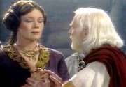 Diana Rigg & Laurence Olivier in Shakespeare's 'King Lear' (1983)