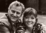 John Thaw & Diana Rigg publicity shot for Tom Stoppard's play 'Night and Day' (1978)