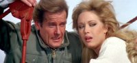 Roger Moore and Tanya Roberts in 'A View to a Kill'