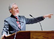 Simon Schama giving a lecture in 2007