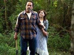 Arnold Schwarzenegger & Abigail Breslin in 'Maggie' (2015)