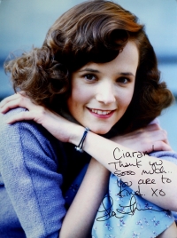 Lea Thompson signed photo