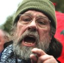 Ricky Tomlinson speaks at the 25th anniversary rally of the miners strike, London 2009