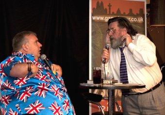 Gary Skyner & Ricky Tomlinson on stage at The Approach in Nottingham