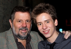 Jethro with Ciaran Brown after the show at Newark in May 2009