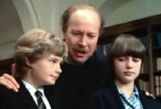 Mark Lester, James Cossins & Tracy Hyde in 'Melody'