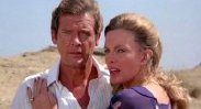 Roger Moore and Cassandra Harris  in 'For Your Eyes Only'