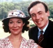 Christopher Timothy & Carol Drinkwater in 'All Creatures Great and Small' 